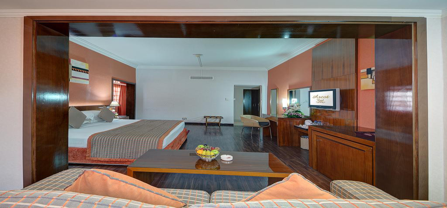 Deluxe Suite | Ascot Hotel